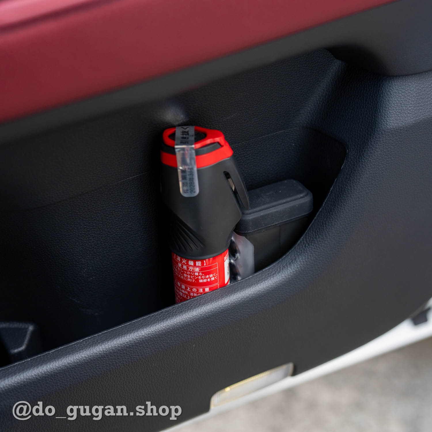 Tzパ-プルセーバー&消棒レスキュー ドアポケットホルダー(ランドクルーザー300用) - 画像 (3)