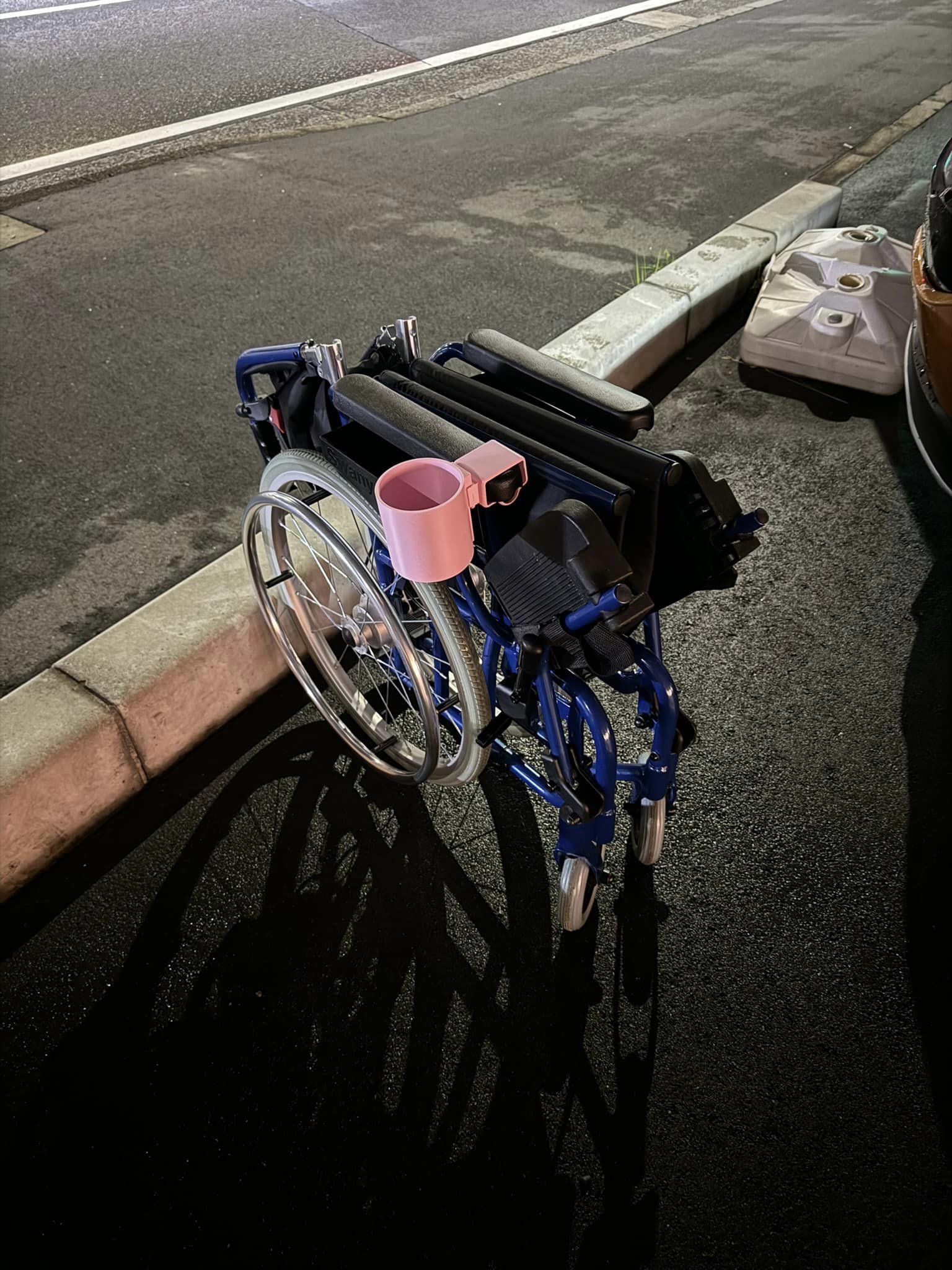 車椅子スワニーミニ用ドリンクホルダー - 画像 (3)